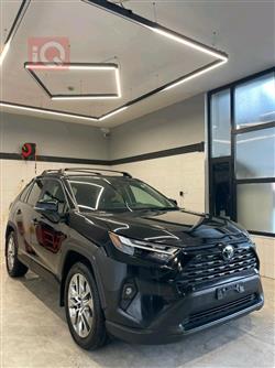 تۆیۆتا ڕاڤ 4